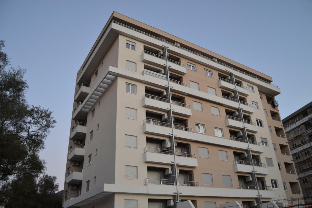 Yeshill * Budva